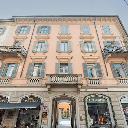 Lägenhet R Orchidea House *